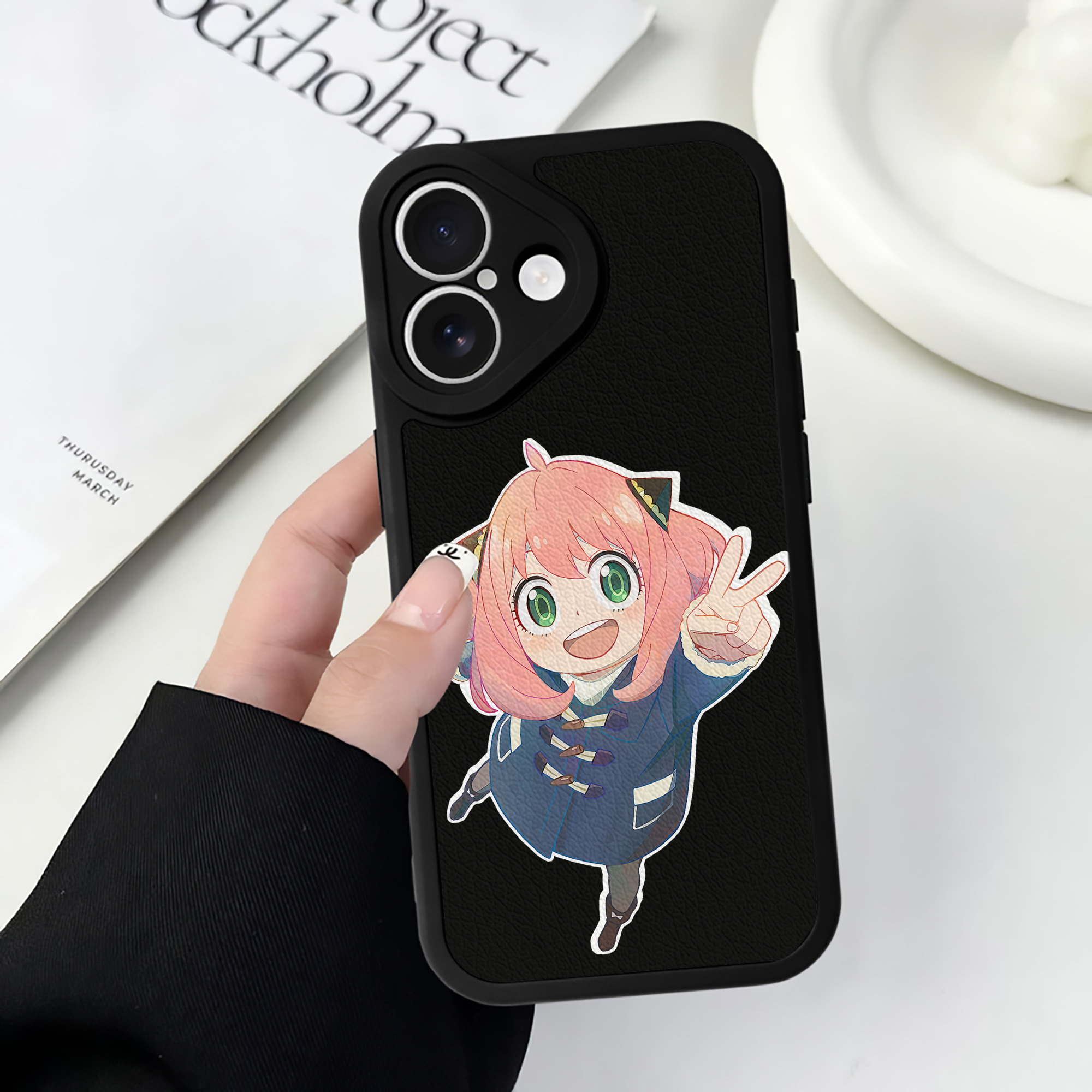 （画像用） SPY×FAMILY间谍家家酒 【iPhone 16シリーズ対応】シリコンスマホケース（レザー調） 材質：シリコン